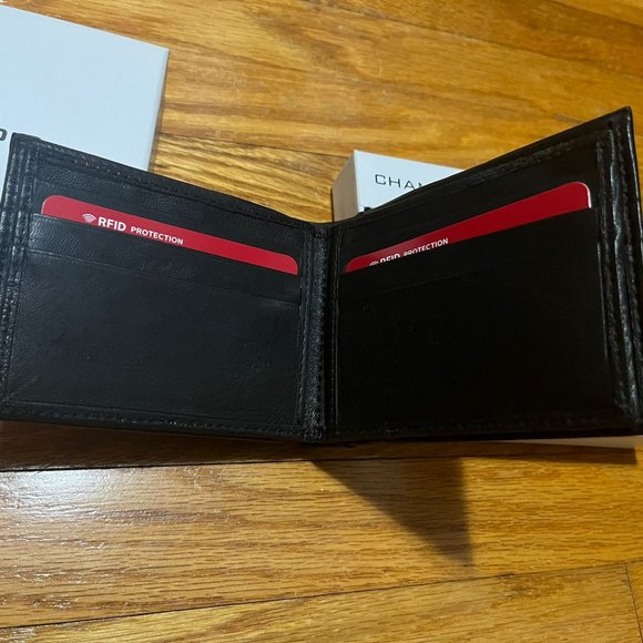 Leather wallet - Picture 2 of 2